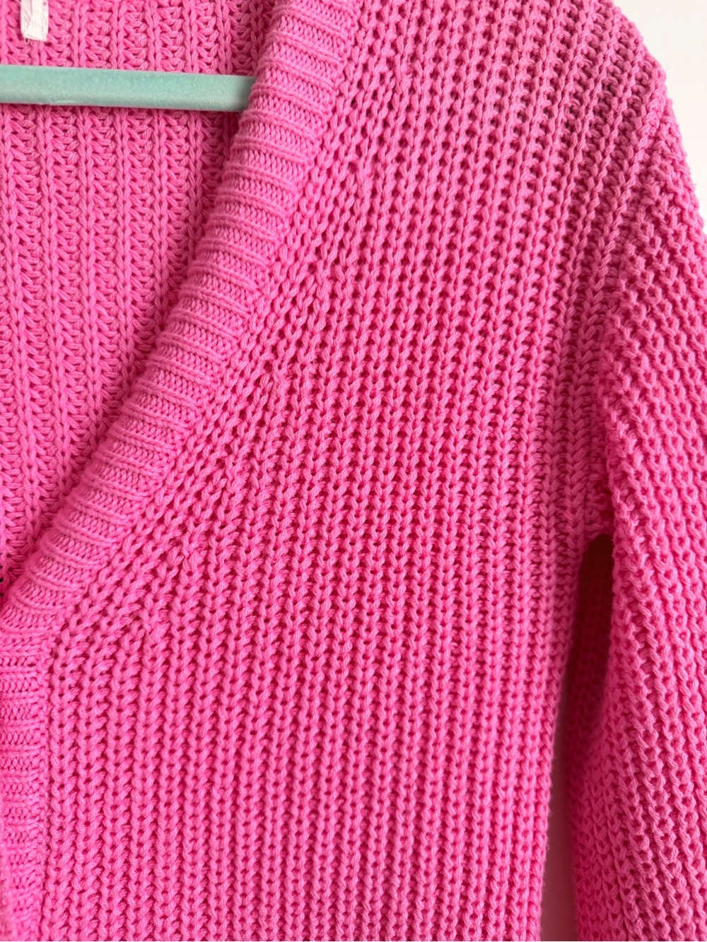 American Eagle Outfitters Bright Pink V-Neck Button-Up Cardigan - Picture 3 of 4